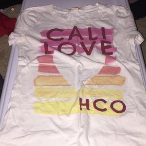 Holistic shirt size medium